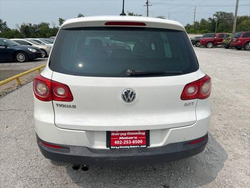 2011 Volkswagen Tiguan SEL