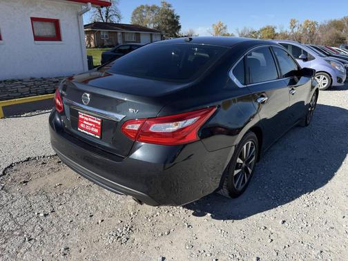 2017 Nissan Altima 2.5 SV