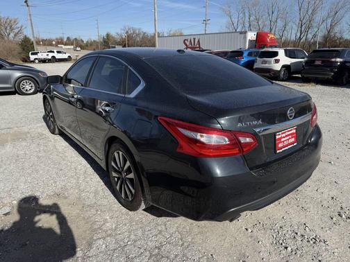 2017 Nissan Altima 2.5 SV