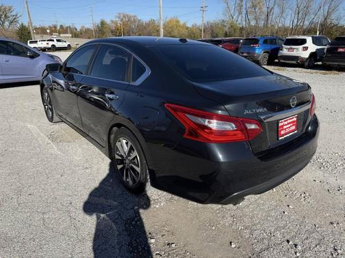 2017 Nissan Altima 2.5 SV