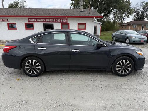 2017 Nissan Altima 2.5 SV