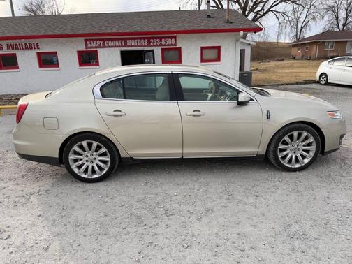 2011 Lincoln MKS Base