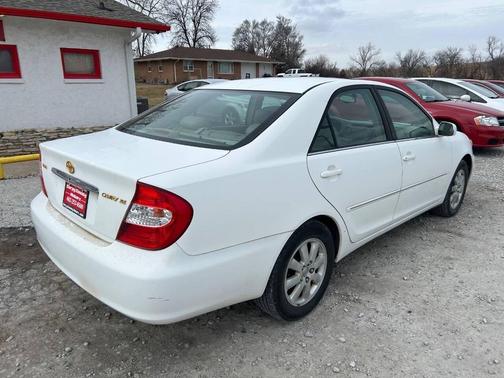 2003 Toyota Camry XLE