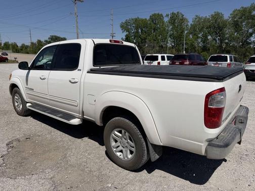 Natural White 2004 Toyota Tundra SR5