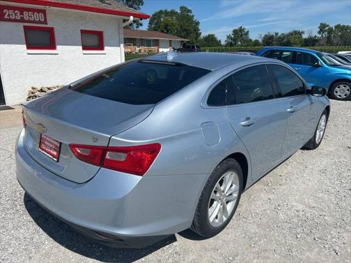2017 Chevrolet Malibu 1LT