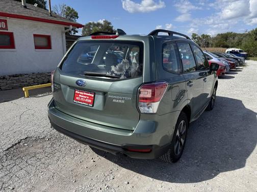 2017 Subaru Forester 2.5i