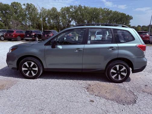 2017 Subaru Forester 2.5i