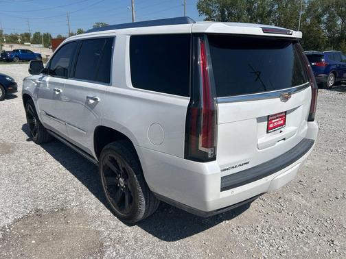2016 Cadillac Escalade Platinum