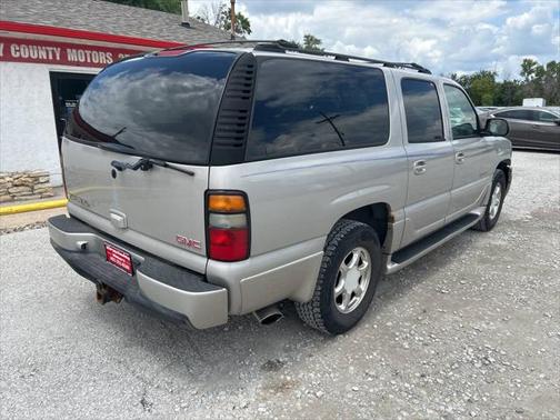 2004 GMC Yukon XL Denali