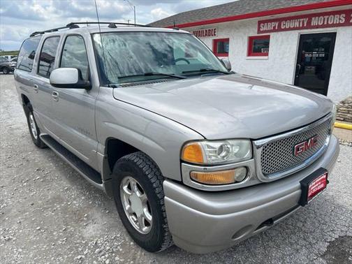 2004 GMC Yukon XL Denali
