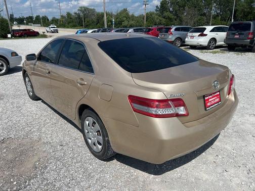 2010 Toyota Camry LE