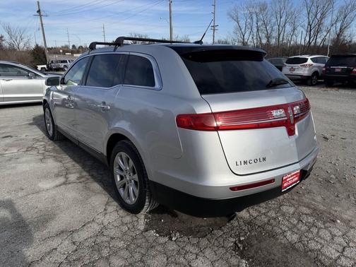 2014 Lincoln MKT EcoBoost