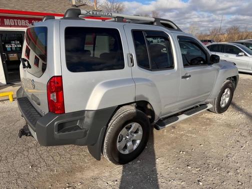 2010 Nissan Xterra S