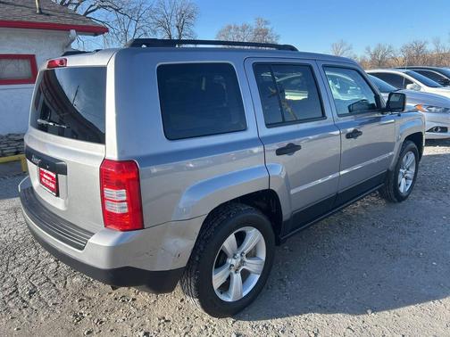 2017 Jeep Patriot Sport