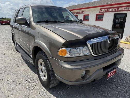 2001 Lincoln Navigator Base