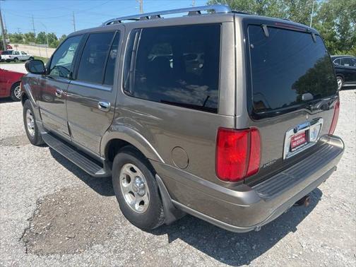 2001 Lincoln Navigator Base