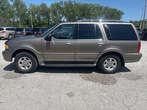 2001 Lincoln Navigator Base