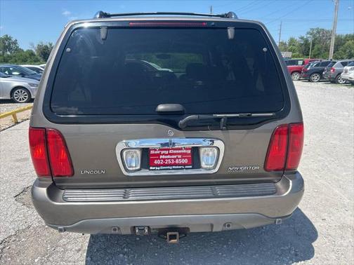 2001 Lincoln Navigator Base