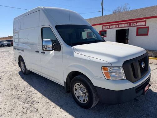 2014 Nissan NV Cargo NV2500 HD SV V8