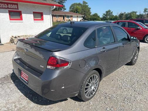 2010 Ford Focus SES