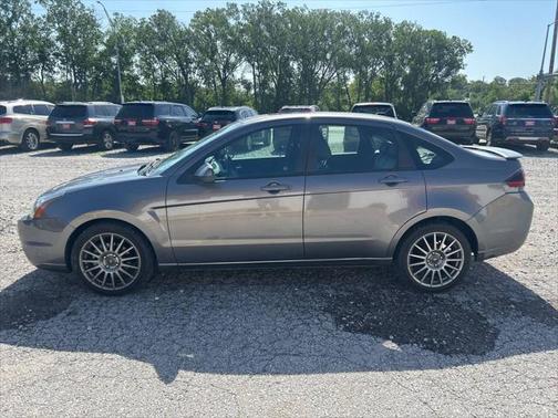 2010 Ford Focus SES