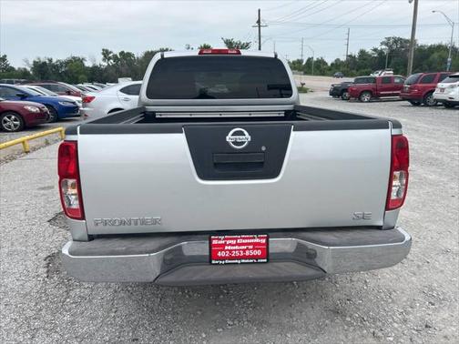 2009 Nissan Frontier SE Crew Cab