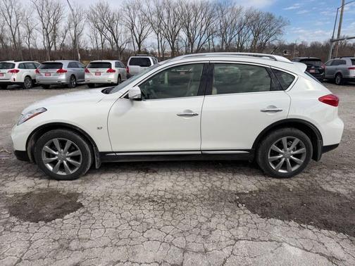 2017 INFINITI QX50 Base