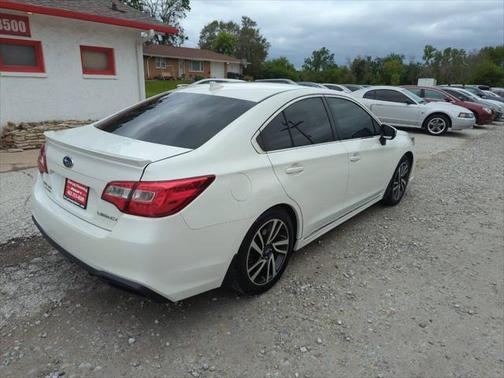 2018 Subaru Legacy Sport