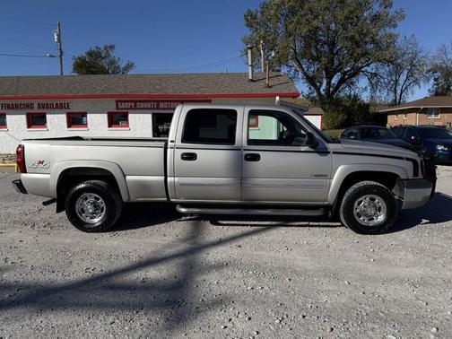 2004 Chevrolet Silverado 2500 LS Crew Cab