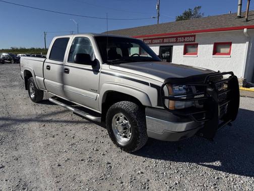 2004 Chevrolet Silverado 2500 LS Crew Cab