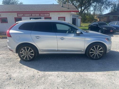 2017 Volvo XC60 T6 Inscription