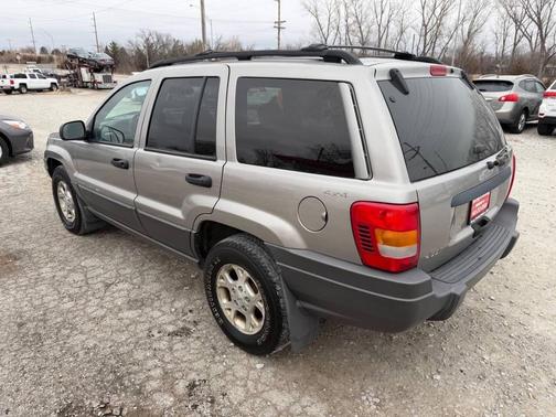 2001 Jeep Grand Cherokee Laredo 4WD