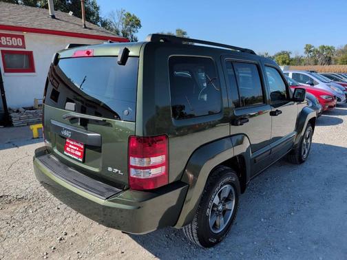 2008 Jeep Liberty Sport