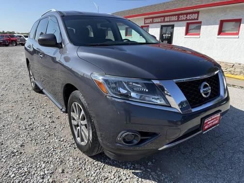 2013 Nissan Pathfinder SV