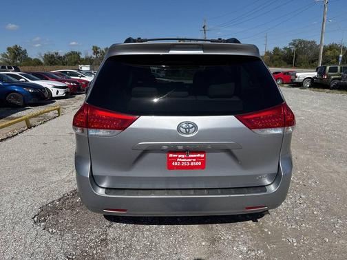 2014 Toyota Sienna XLE