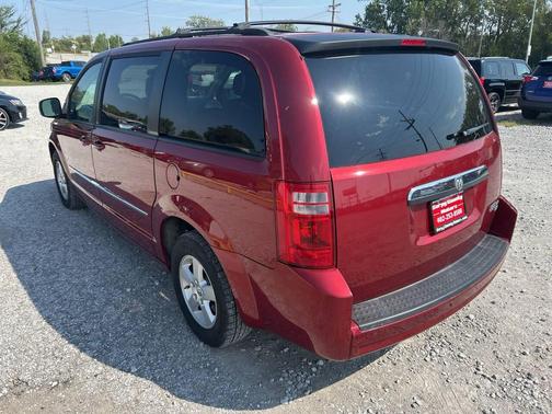 2010 Dodge Grand Caravan SXT
