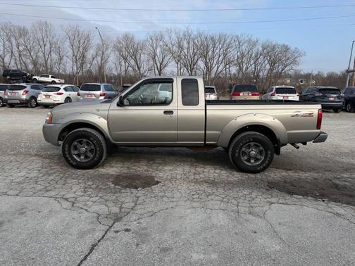 2003 Nissan Frontier XE Desert Runner King Cab