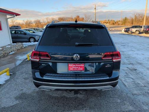 2018 Volkswagen Atlas 3.6L SEL Premium