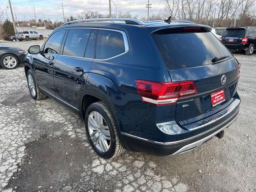 2018 Volkswagen Atlas 3.6L SEL Premium