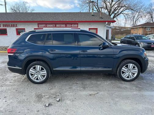 2018 Volkswagen Atlas 3.6L SEL Premium