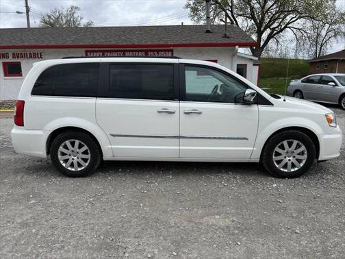 2012 Chrysler Town & Country Touring-L