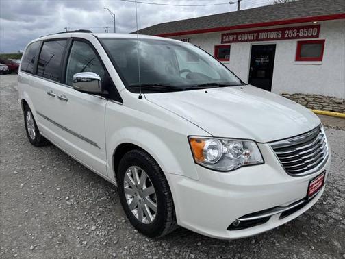 2012 Chrysler Town & Country Touring-L