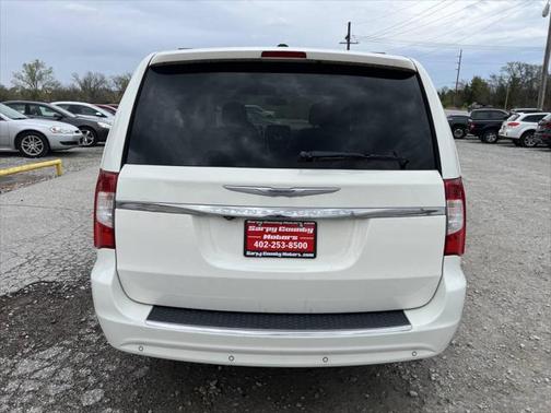 2012 Chrysler Town & Country Touring-L