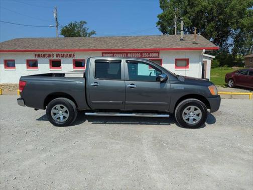 2011 Nissan Titan SV