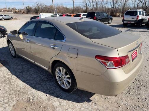 2011 Lexus ES 350 Base