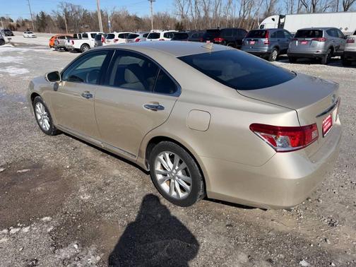 2011 Lexus ES 350 Base
