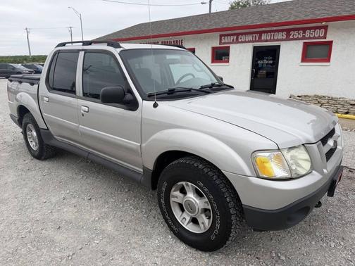 Silver Birch Clearcoat Metallic 2004 Ford Explorer Sport Trac XLT