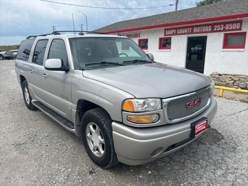 2004 GMC Yukon XL Denali