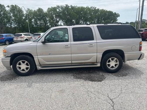 2004 GMC Yukon XL Denali