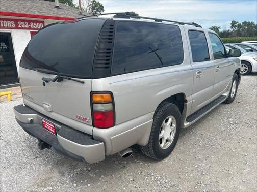 2004 GMC Yukon XL Denali